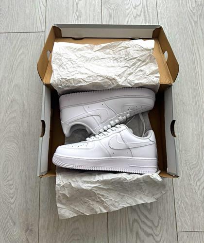 Nike Air Force 1 White Low Top Lace Up Trainers Sneakers UK 5 New With Box