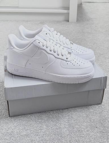 Nike Air Force 1 '07 Low Triple White New / Multiple Sizes Fast Dispatch