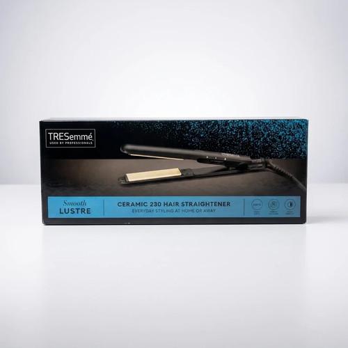 TRESemmé Ceramic Hair Straightener 230°C - Classic Midnight Black