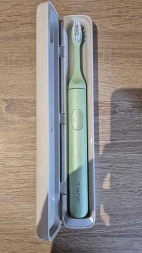 SURI Electric Toothbrush PRO 2.0 Green with Travel Case & UV Sanitiser