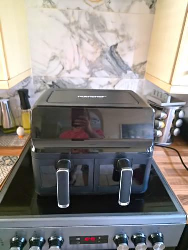 Nutrichef Dual Basket Air Fryer 2000W Black Digital Display 8 Programmes