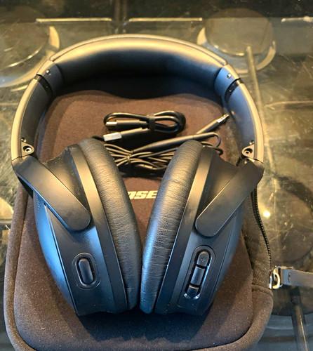 Bose QuietComfort Wireless Bluetooth Noise Cancelling Over-Ear Headphones Black