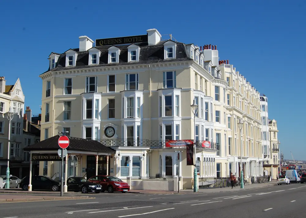 Queens Hotel — Brighton